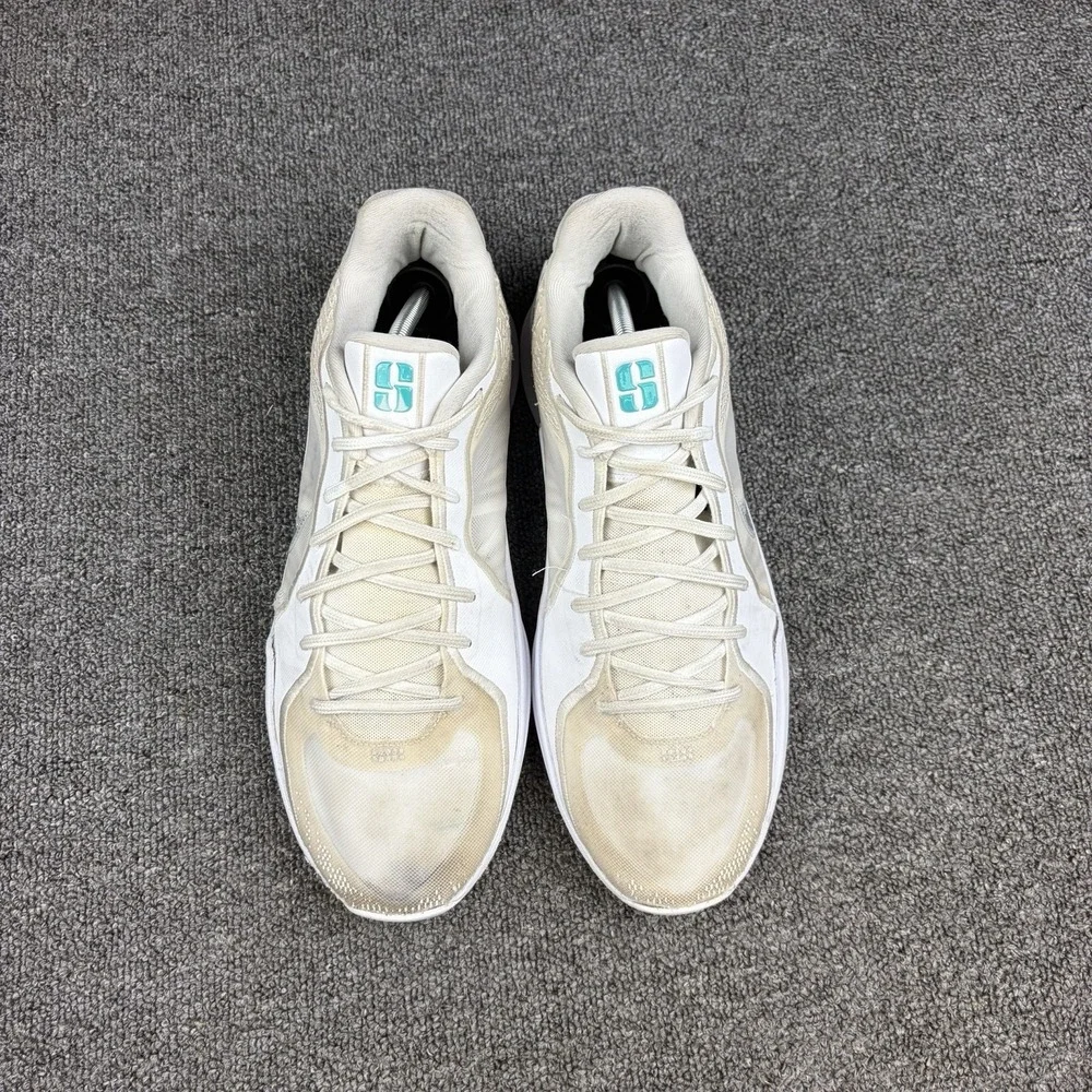 Nike Sabrina 2 White Metallic Silver White FQ2174-101 Women's Size 12 Men's 10.5